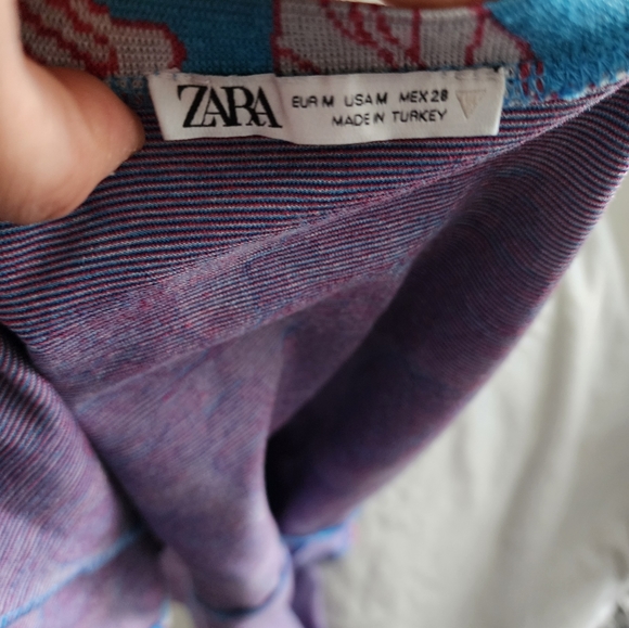 Zara dress - Picture 4 of 4